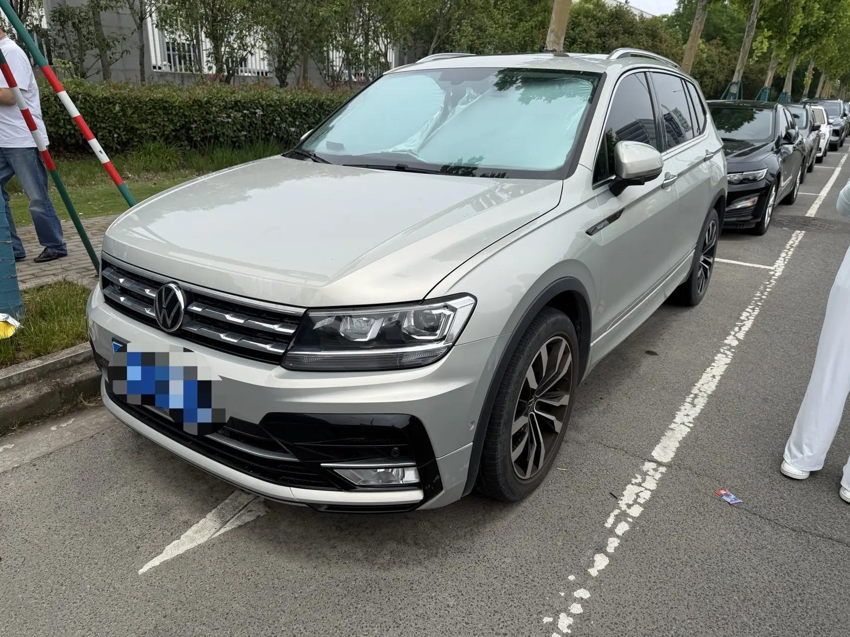 Tiguan L 2021 330TSI Automatic Two-Drive R-Line Enjoy Edition