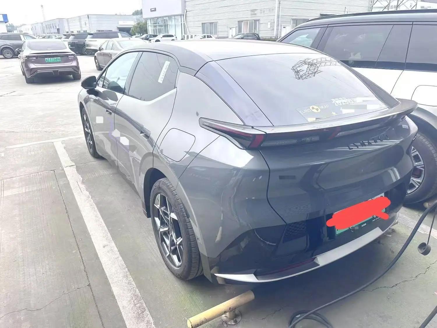 LYNK&amp;CO Z20 2025 530km Rear Drive Max 7
