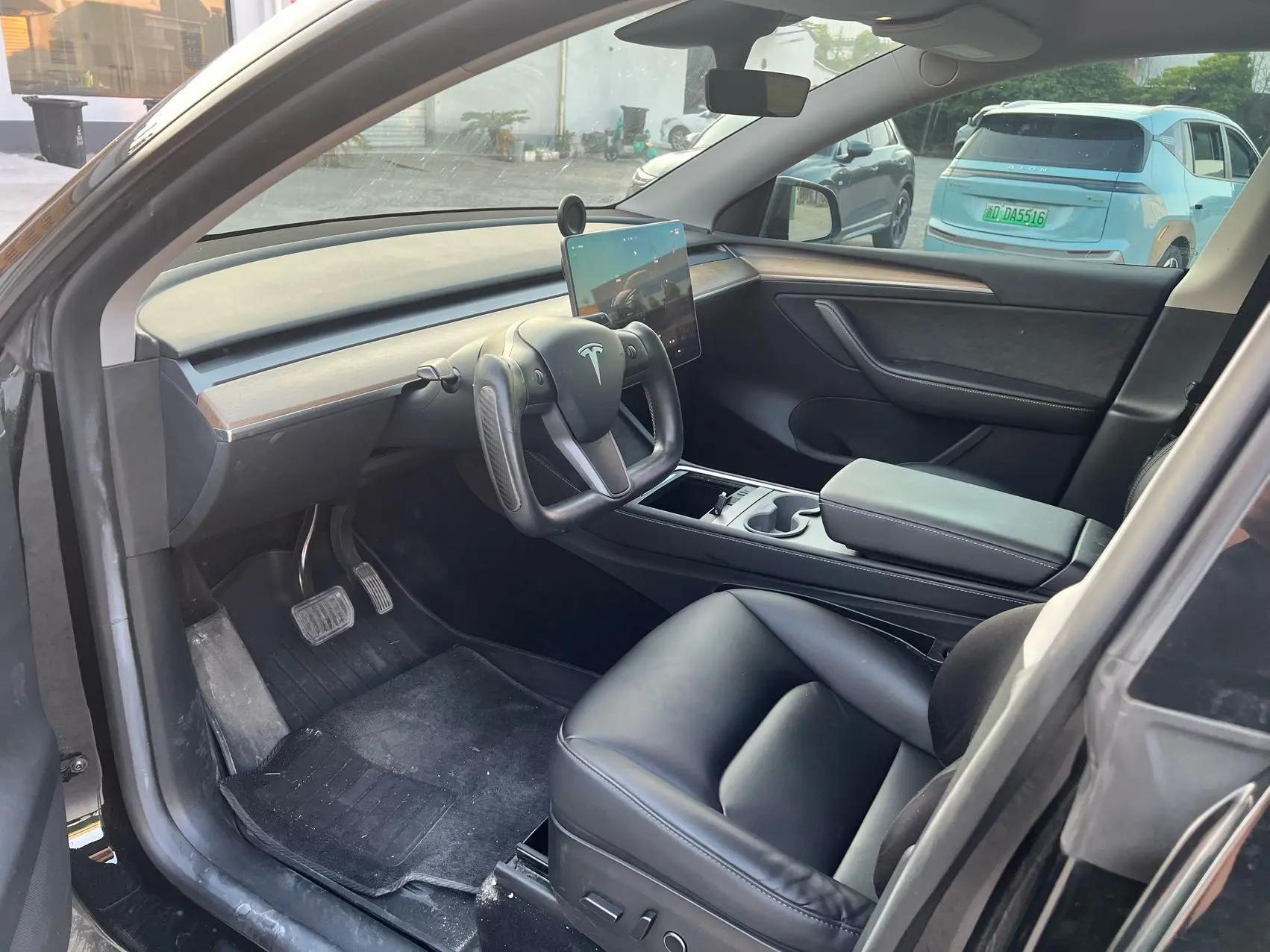 Model Y 2022 rear-wheel drive version 3