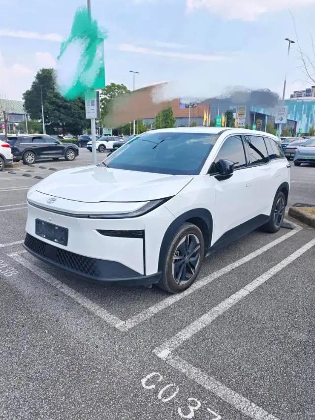 Toyota 2026 Platinum Intelligence 3X 520 Pro Automatic Gear