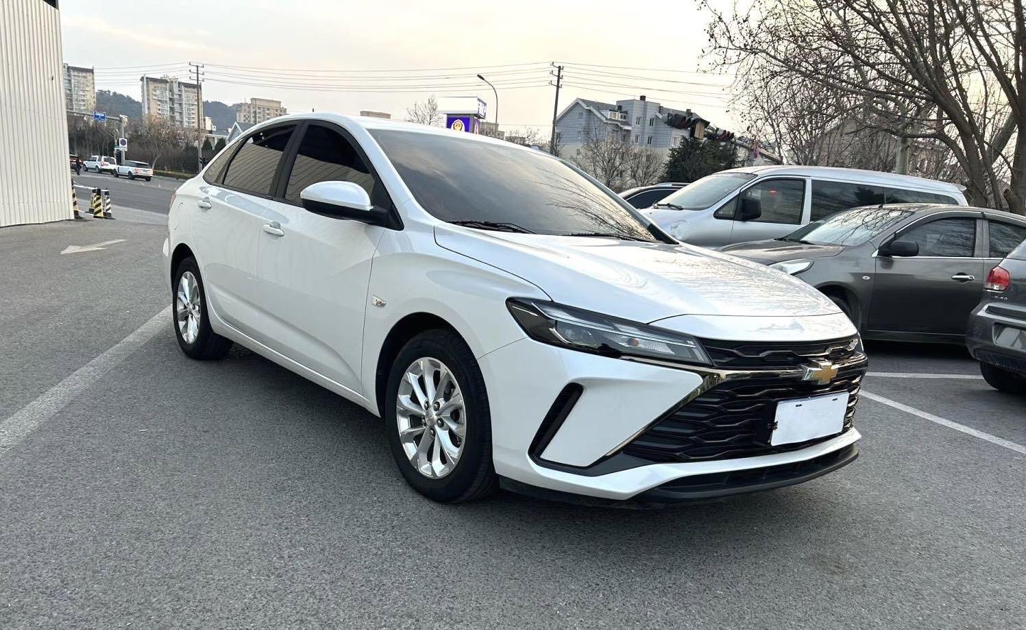 Cruze 2023 1.5L Dual Clutch Pleasant Edition 2