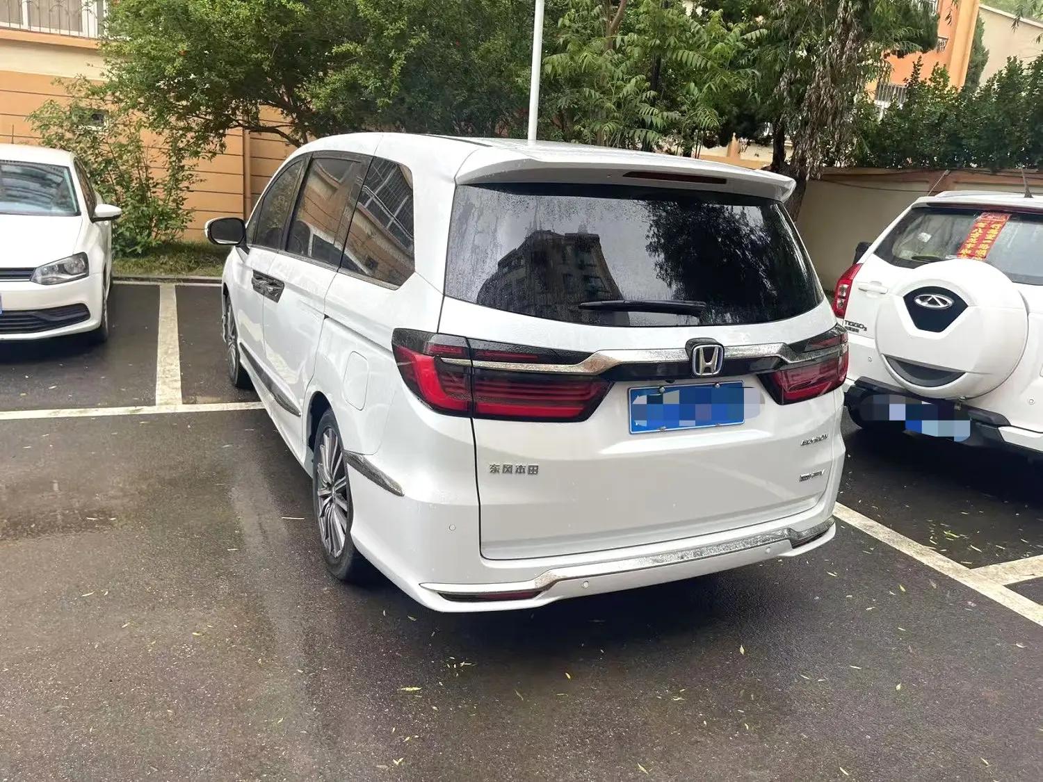 Elyson 2022 2.0L e:HEV Extreme Edition 5