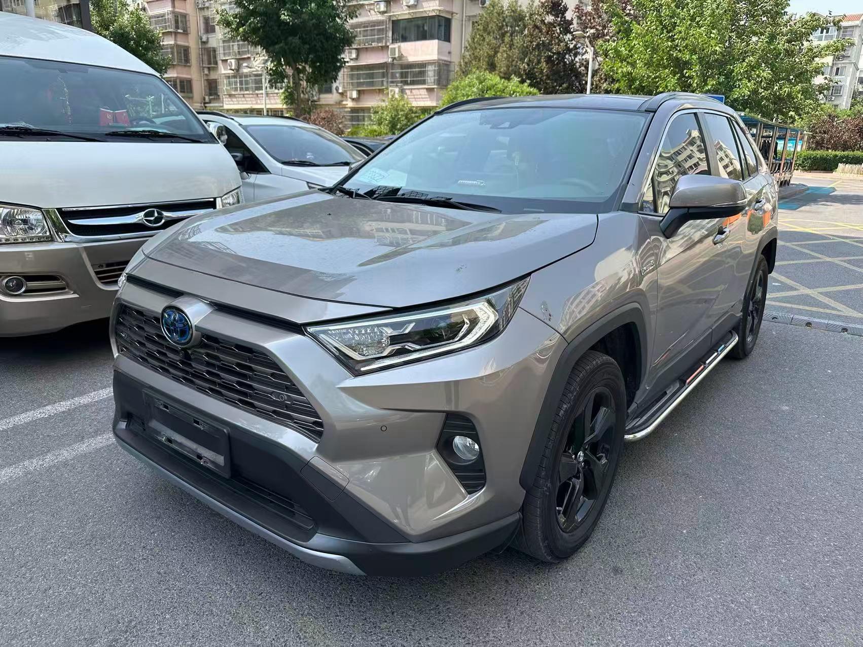RAV4 Rongreleased 2020 Dual Engine 2.5L CVT Four-wheel Drive Flagship Edition