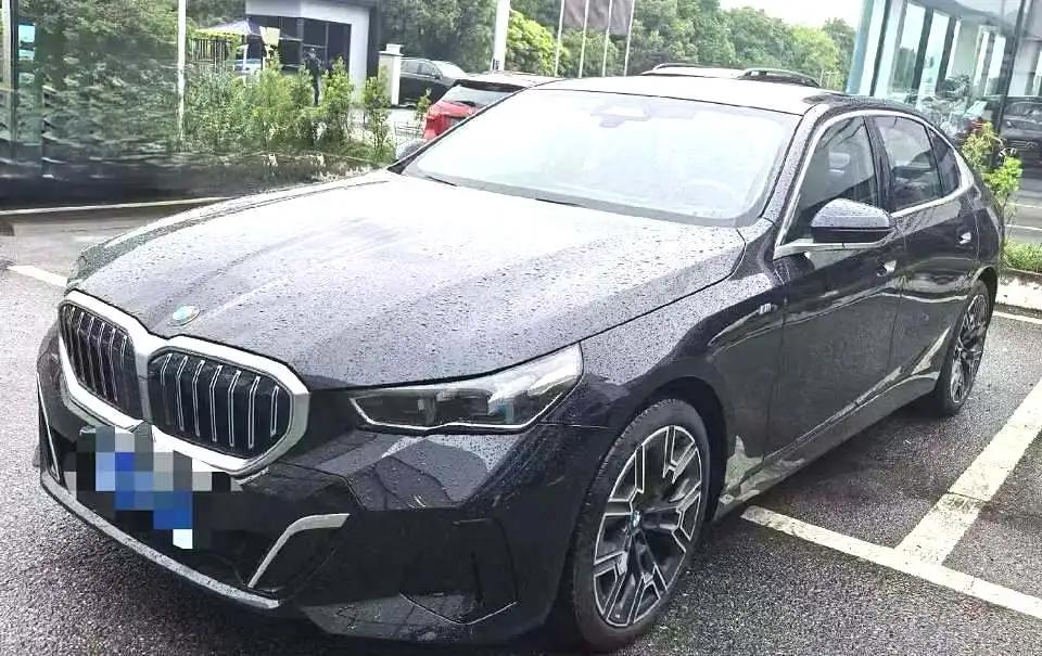 BMW 5 series 2026 530Li 48V 2.0T exclusive m sports suit automatic gear