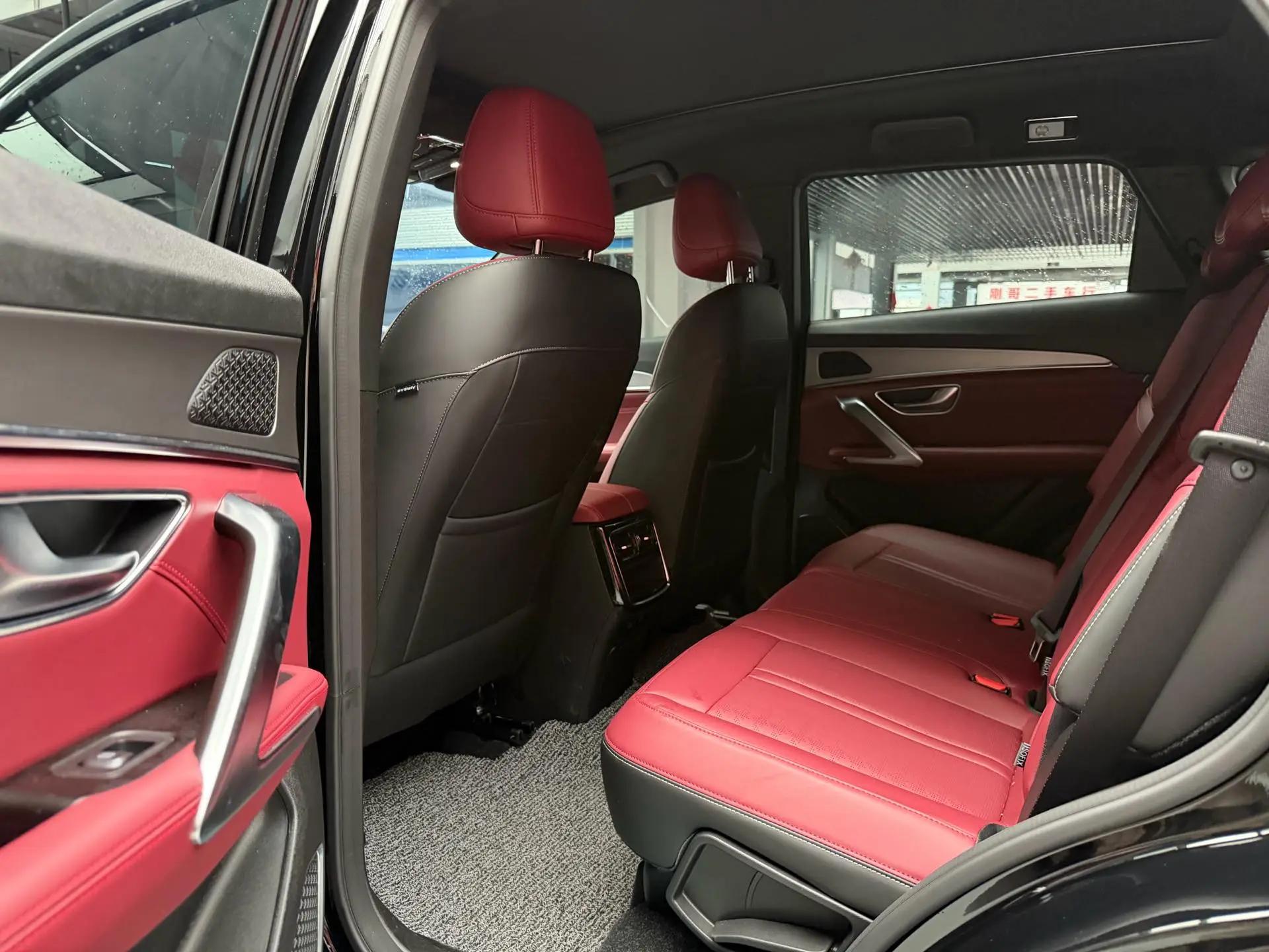 Jetour 2025 X70 PLUS 1.5T Champion Edition MAX5 Automatic Gear 5