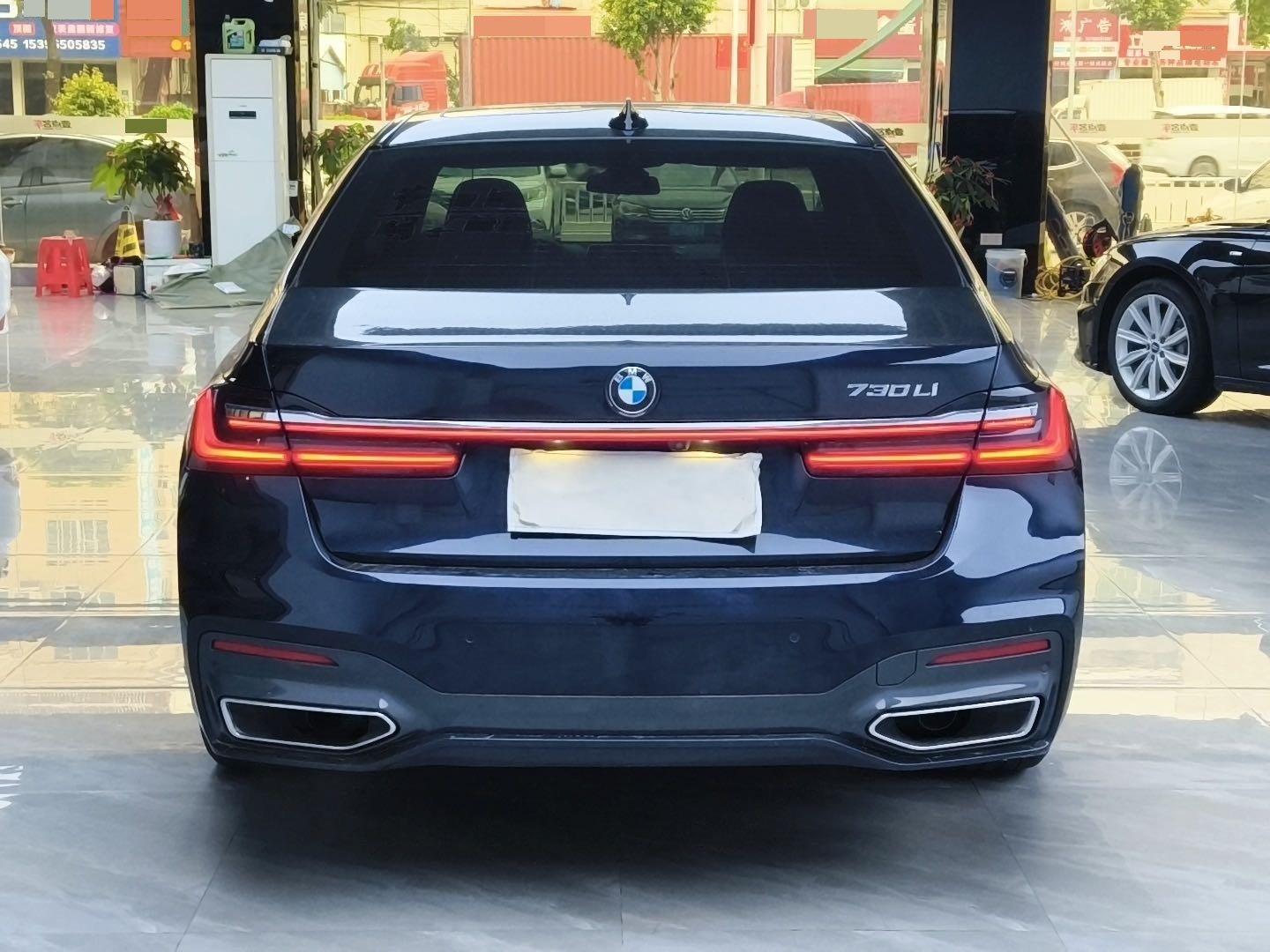BMW 7 Series 2021 730Li M Sports Suit 8