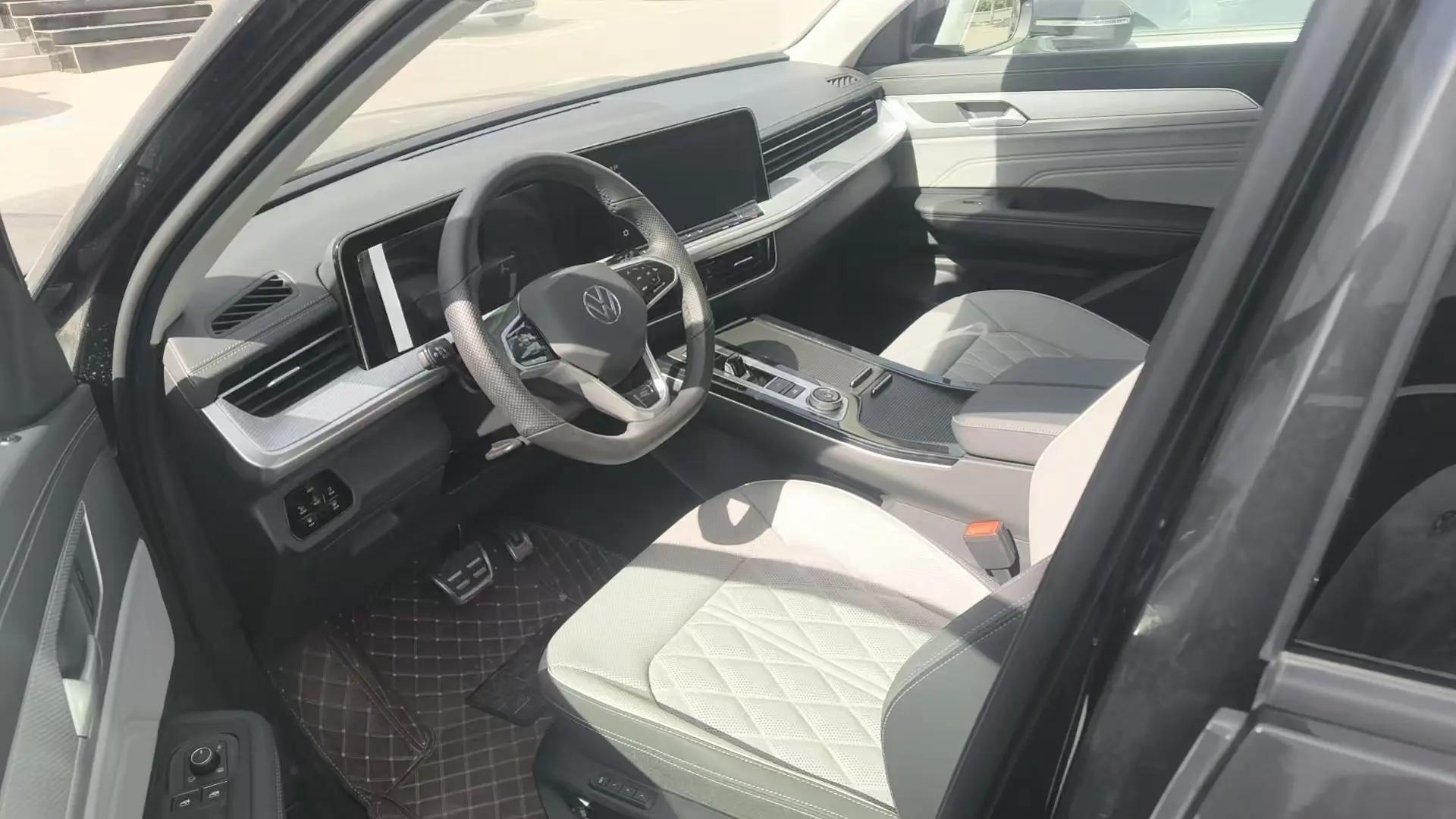Volkswagen 2024 Teramont R-Line 2.0TSI 380TSI All-Wheel Drive Touring Enjoyment Model Automatic 4