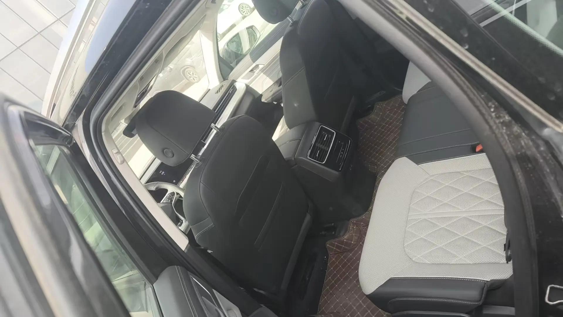 Volkswagen 2024 Teramont R-Line 2.0TSI 380TSI All-Wheel Drive Touring Enjoyment Model Automatic 5