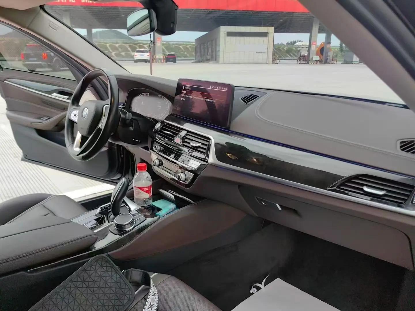 BMW 5 Series 2022 Modified 2 525Li Deluxe Suit 9