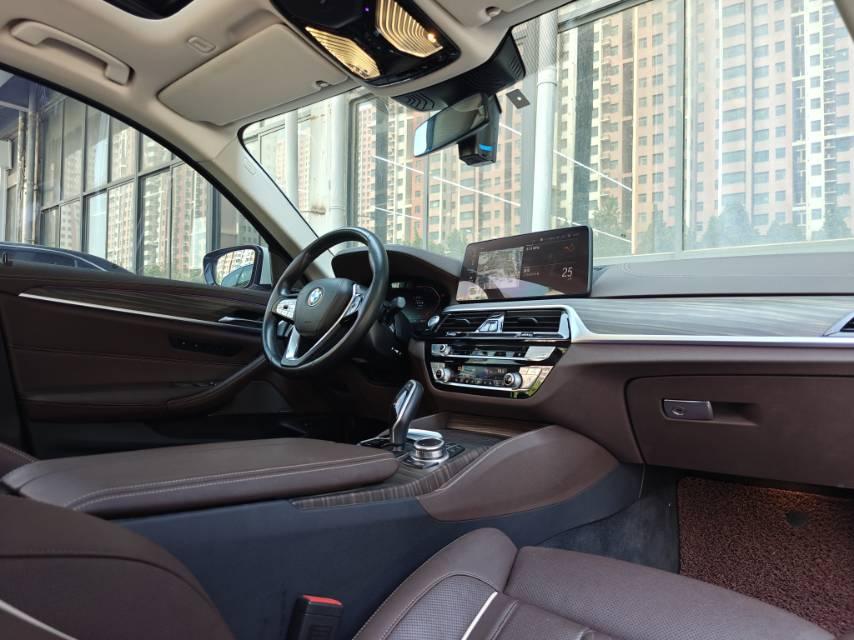BMW 5 Series 2022 Modified 530Li Premium Luxury Suit 12