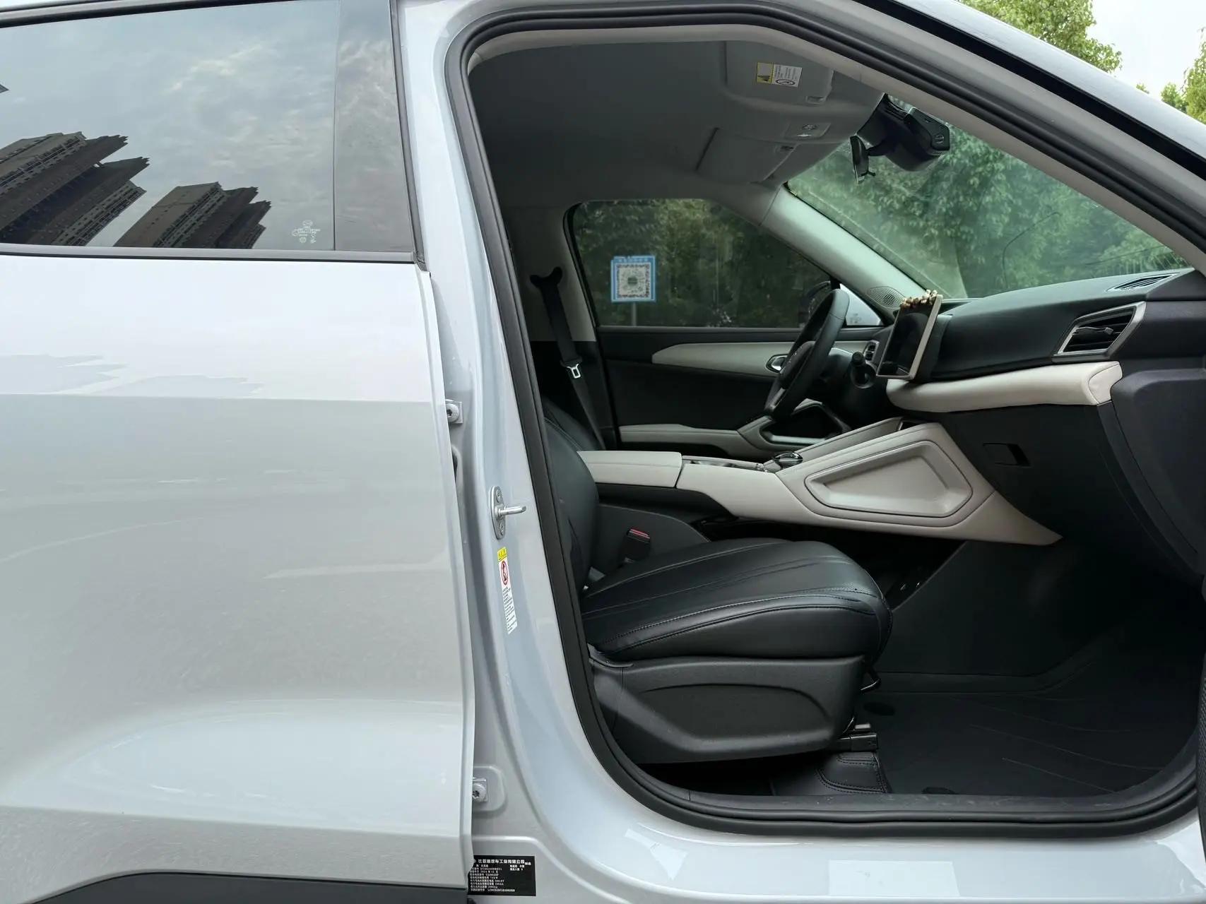 BYD 2024 Yuan UP 401km Vitality Edition Automatic 9