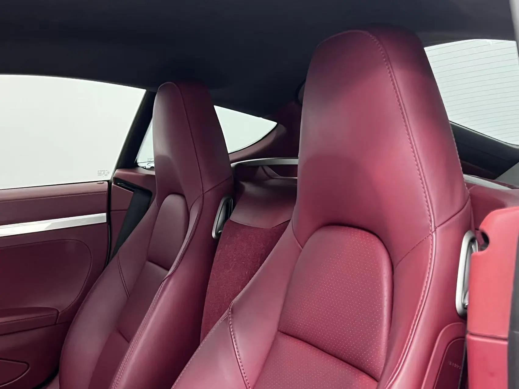 Porsche 718 2020 Cayman 2.0T 14