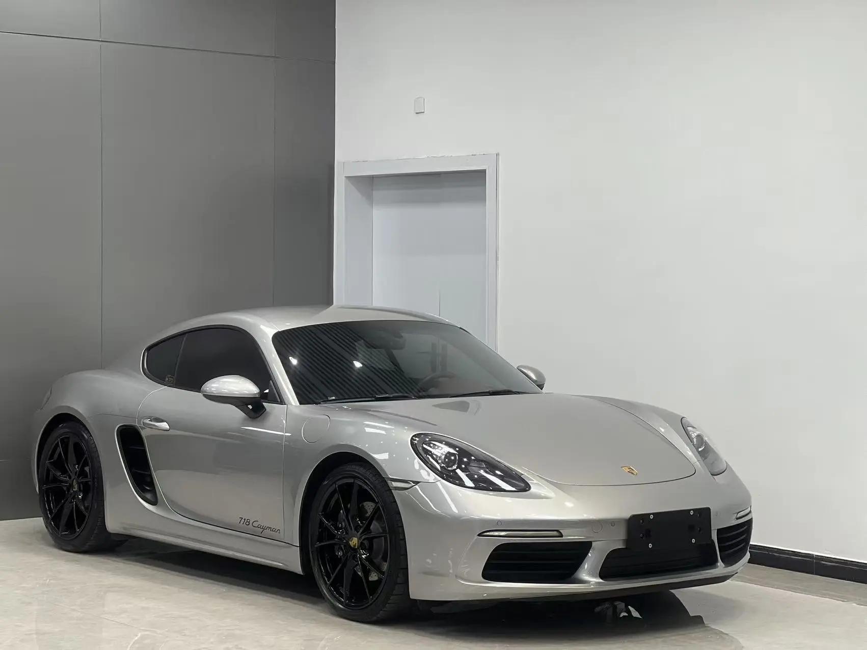 Porsche 718 2020 Cayman 2.0T 3