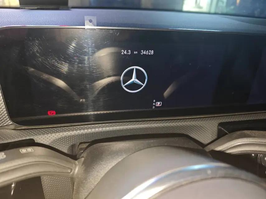 Mercedes Benz Class A 2022 model facelift A 180 L sports car 6