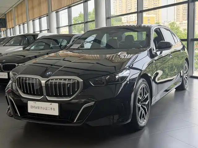 BMW i5 2024 eDrive 35L Premium M Sports Kit