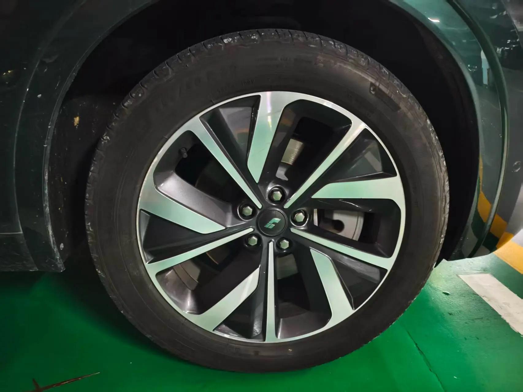 Li ONE 2021 extended 6-seat version 5