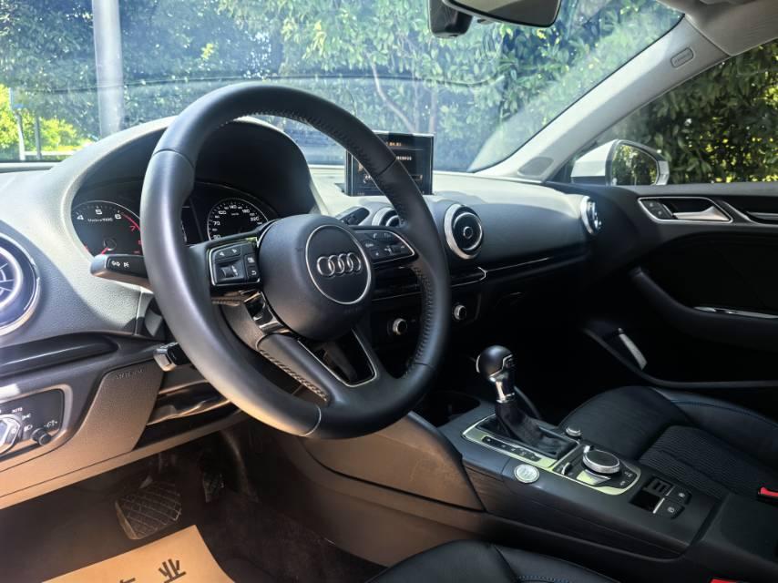 Audi A3 2020 Limousine 35 TFSI Sports Country V 7