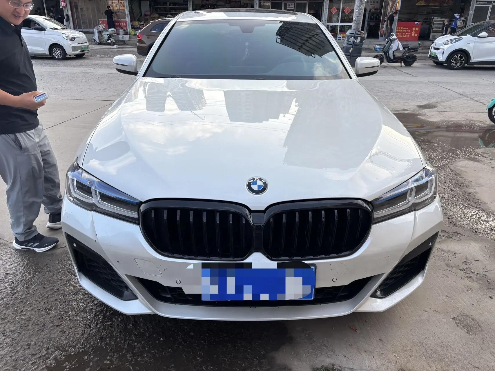 BMW 5 Series 2020 525Li M Sports Suit 2