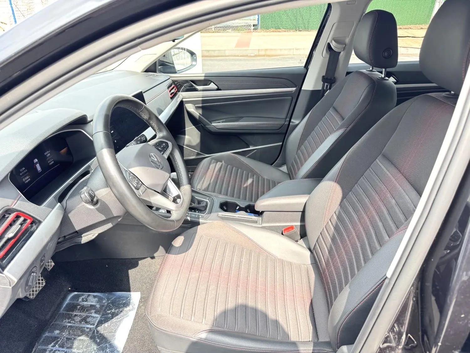 Lavida 2023 280TSI DSG Star Full Edition 6