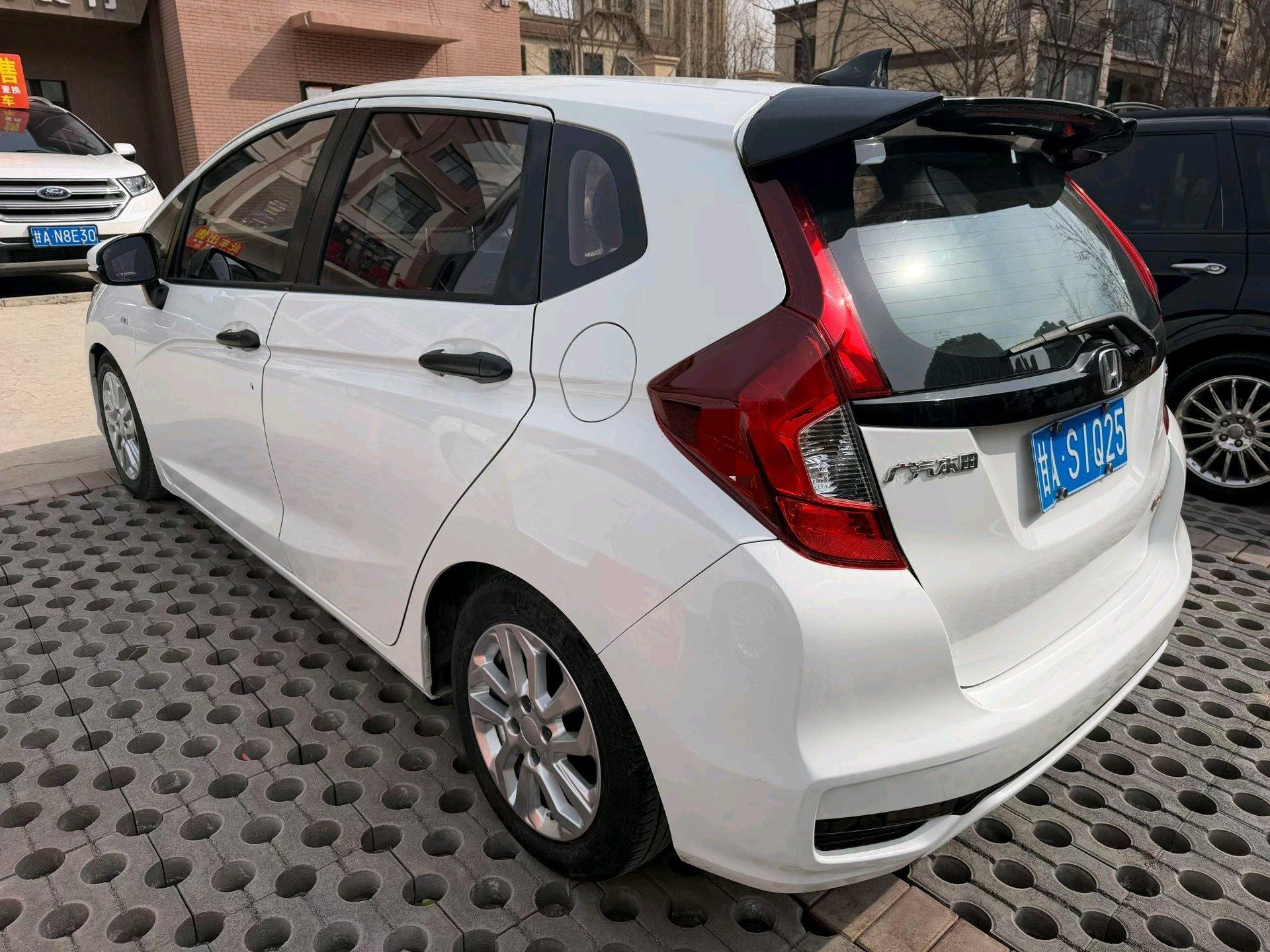 Fit 2020 1.5L CVT Comfort Sunroof Edition 8