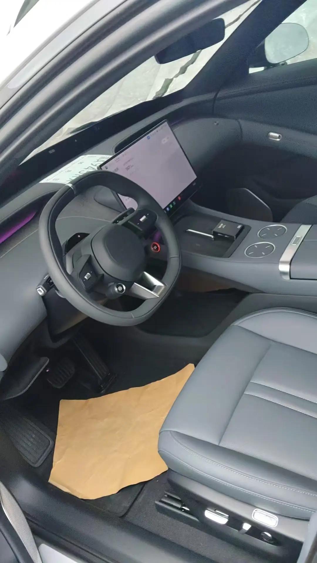MI YU7 2025 model, long-range rear-wheel-drive version 3