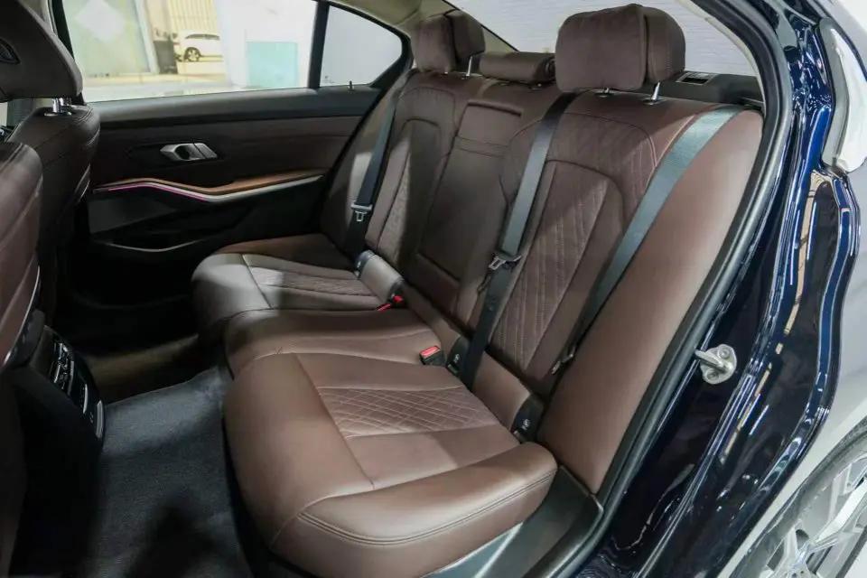 BMW 2024 i3 eDrive 35 L Automatic 4