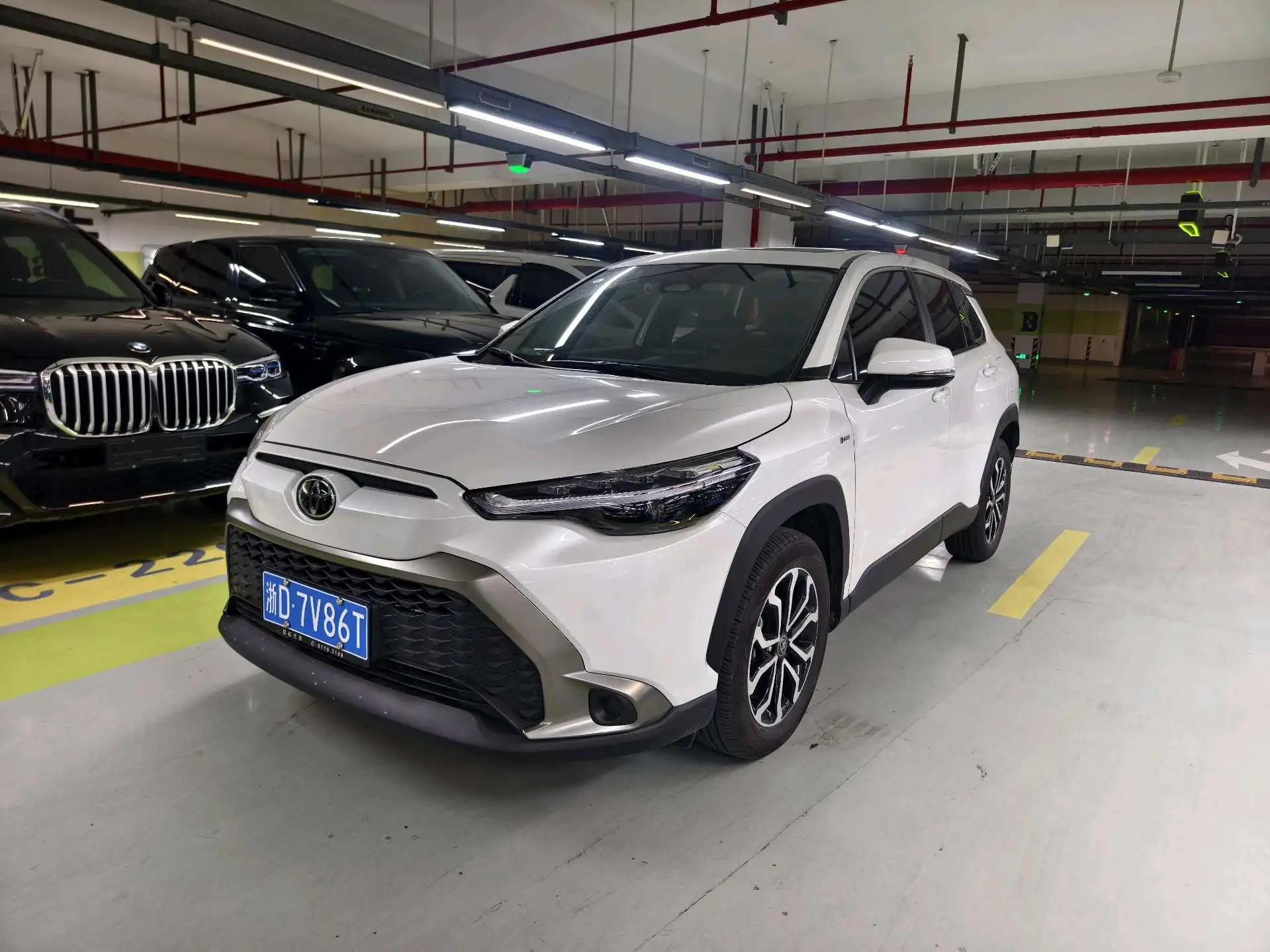 Toyota 2024 Fenglanda Shuangqing 2.0 Stepless Intelligent Electric Hybrid Deluxe Automatic Gear