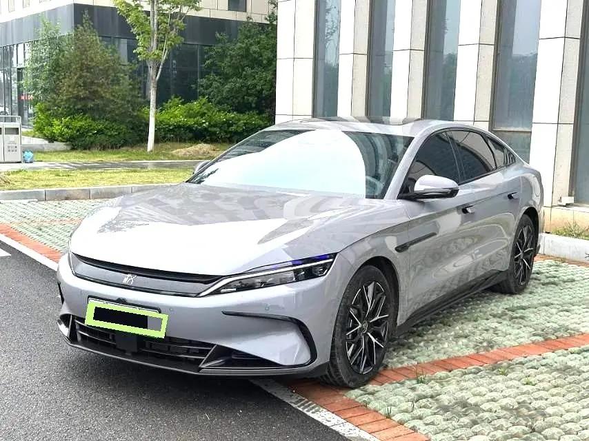 BYD 2025 Han DM-i 1.5T stepless smart driving version 125KM honorable automatic gear