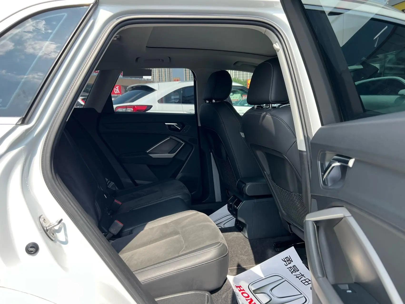 Audi Q3 2021 35 TFSI Fashion Dynamic 10