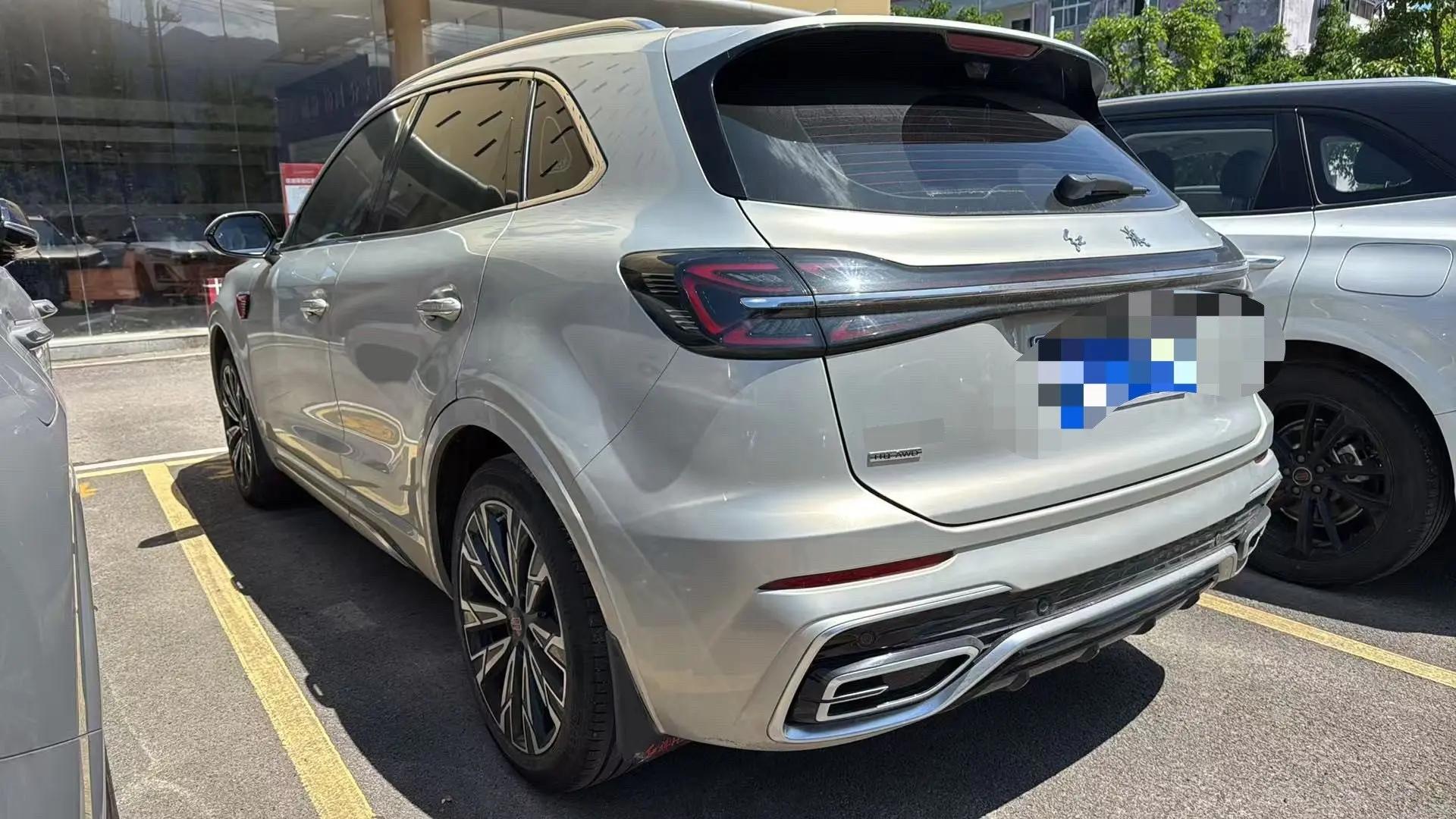 HongQi 2025 HS5 2.0T 4-wheel drive flag enjoy Pro version automatic gear 2