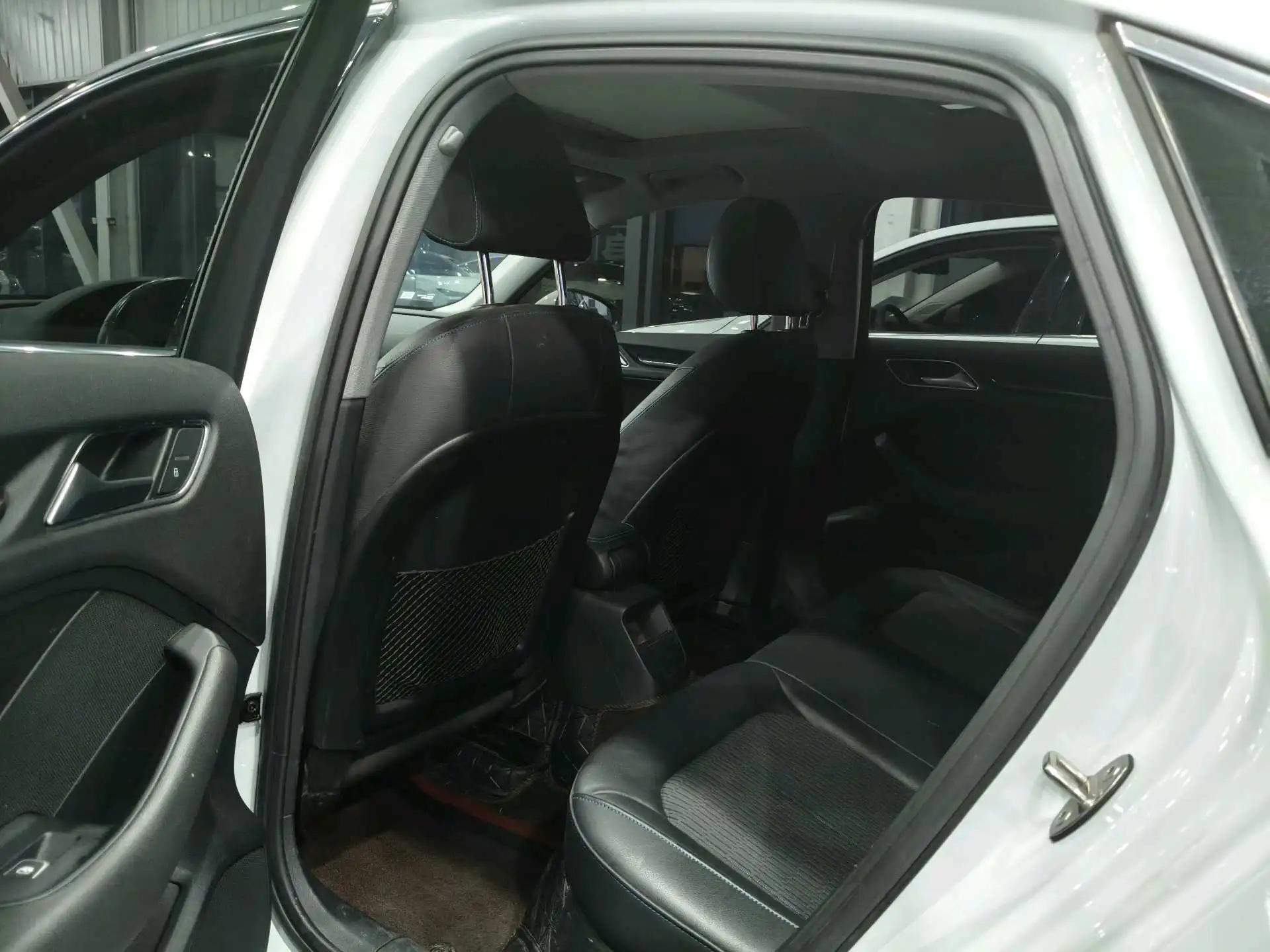 Audi A3 2020 Limousine 35 TFSI Fashion Version National V 6