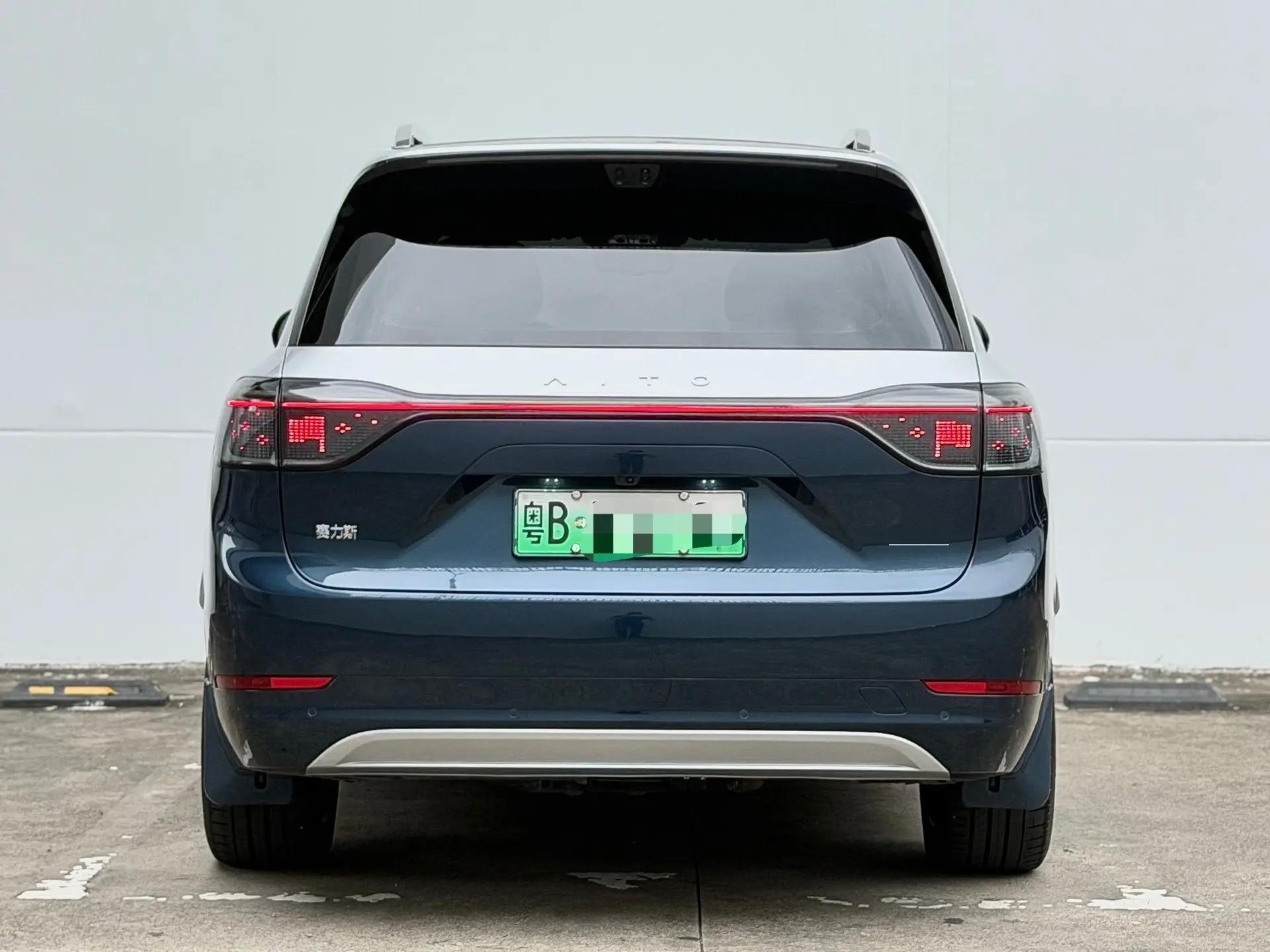 AITO 2025 Model AITO M9 Range-Extended Ultra Version 52kWh 6-Seater Automatic 8