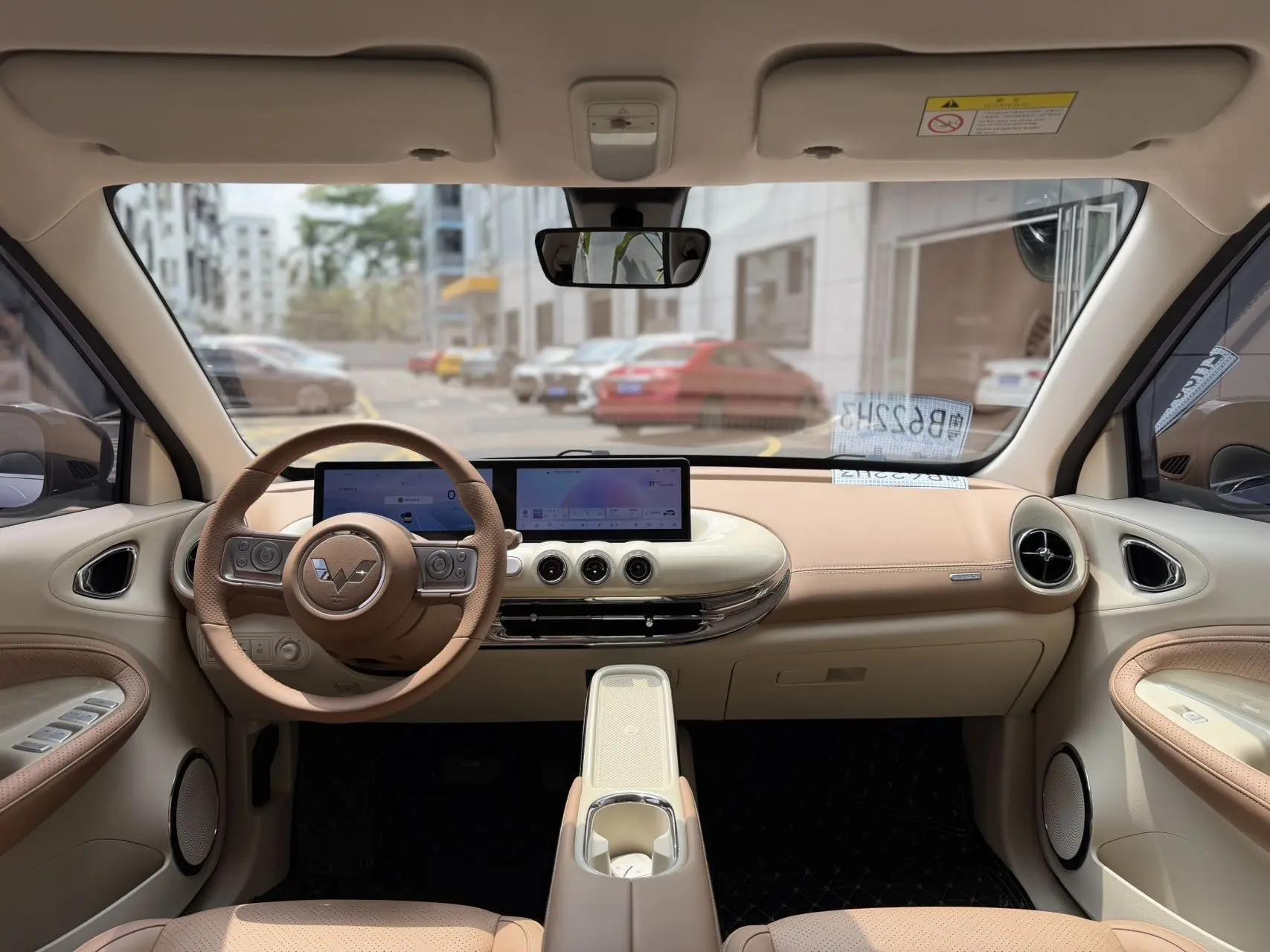 WuLing 2025 Plantronics 410km LingBox Exclusive Automatic Transmission 6