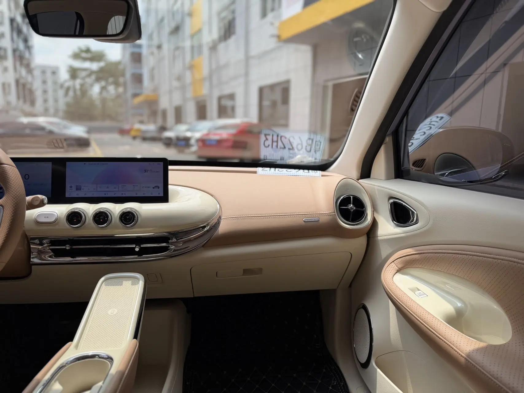 WuLing 2025 Plantronics 410km LingBox Exclusive Automatic Transmission 7