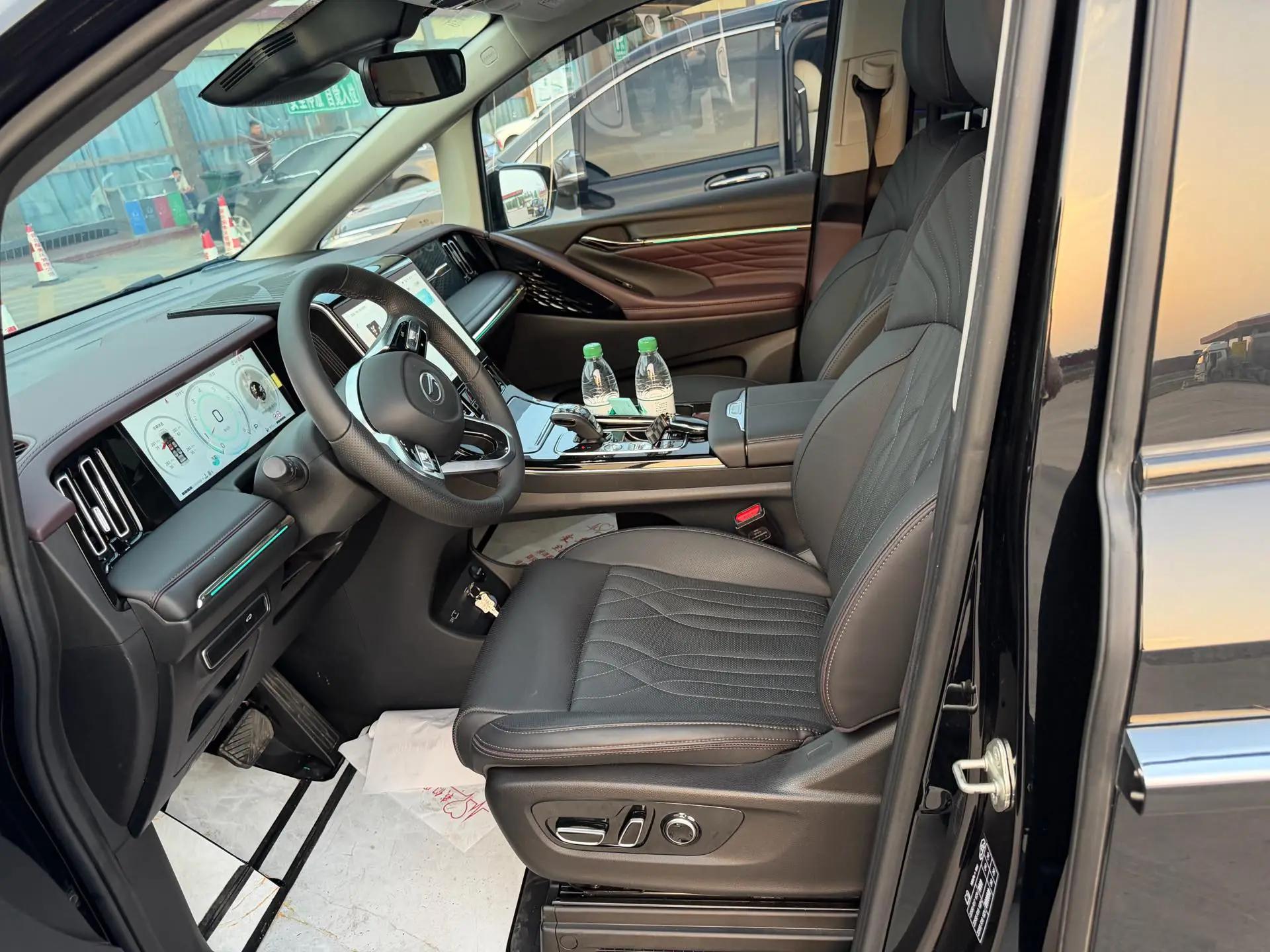 GAC Trumpchi 2024 M8 2.0T 400T Grandmaster Series Prestige Automatic 4