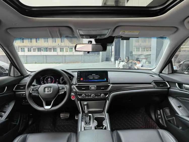 Accord 2022 260TURBO Magic Night Premium Edition 2