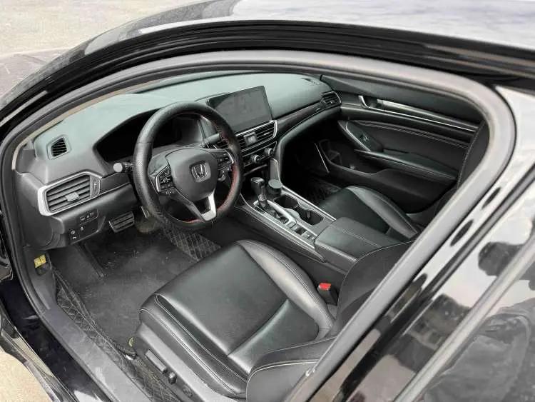 Accord 2022 260TURBO Magic Night Premium Edition 4