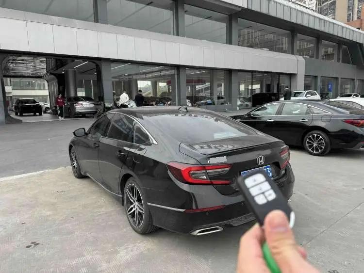 Accord 2022 260TURBO Magic Night Premium Edition 5