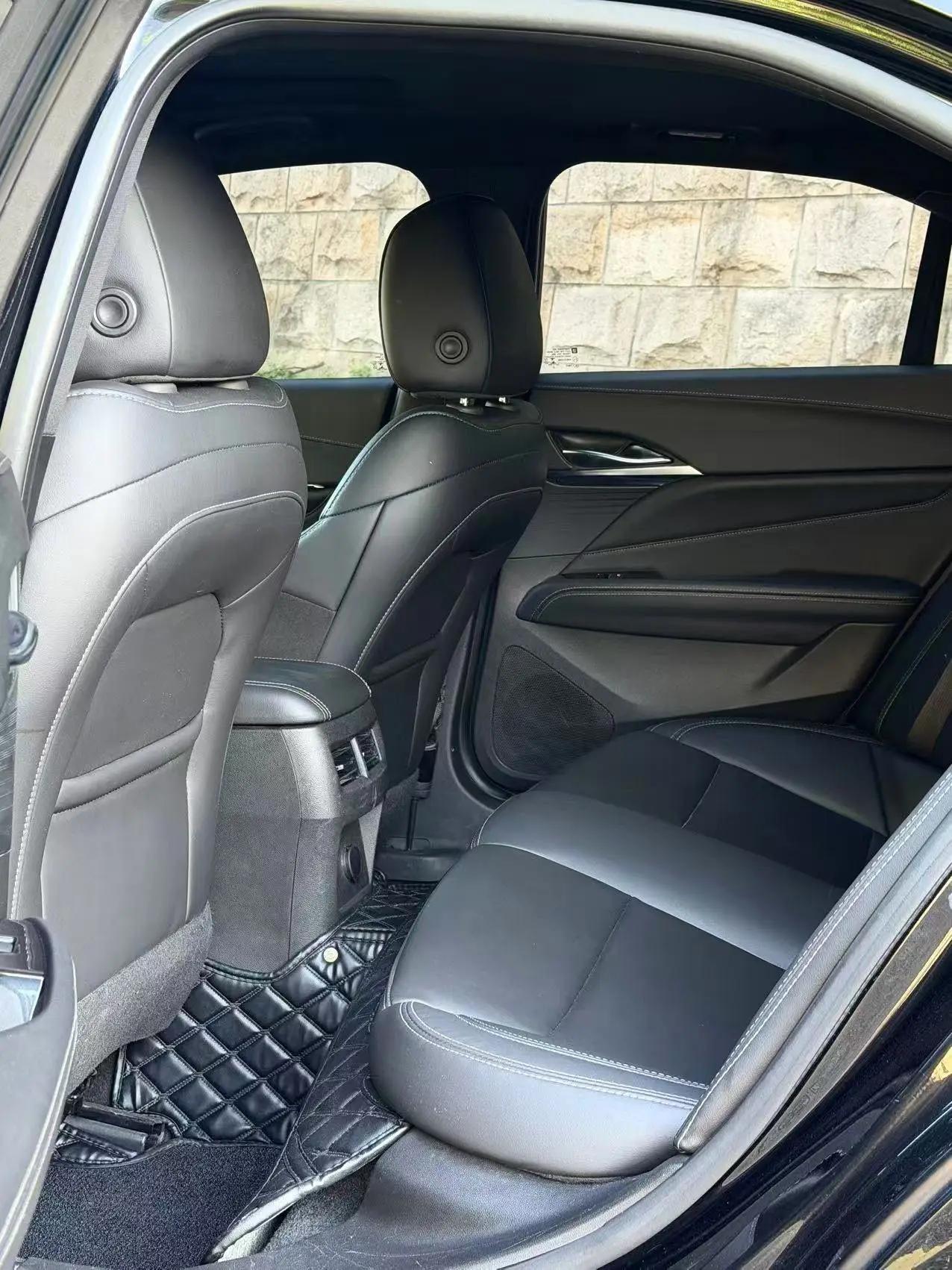 Cadillac CT4 2022 28T fashion model 5