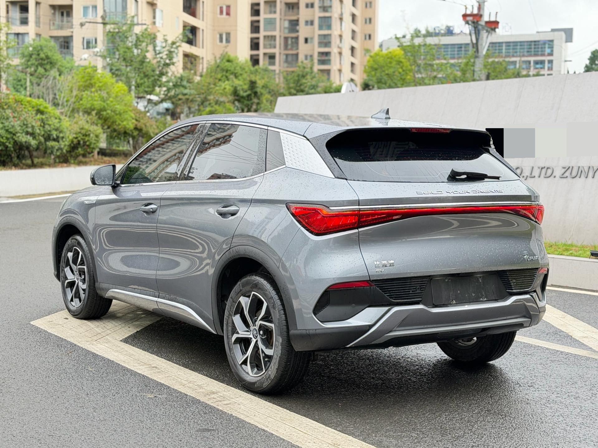 Yuan PLUS 2022 430KM Luxury Model 6