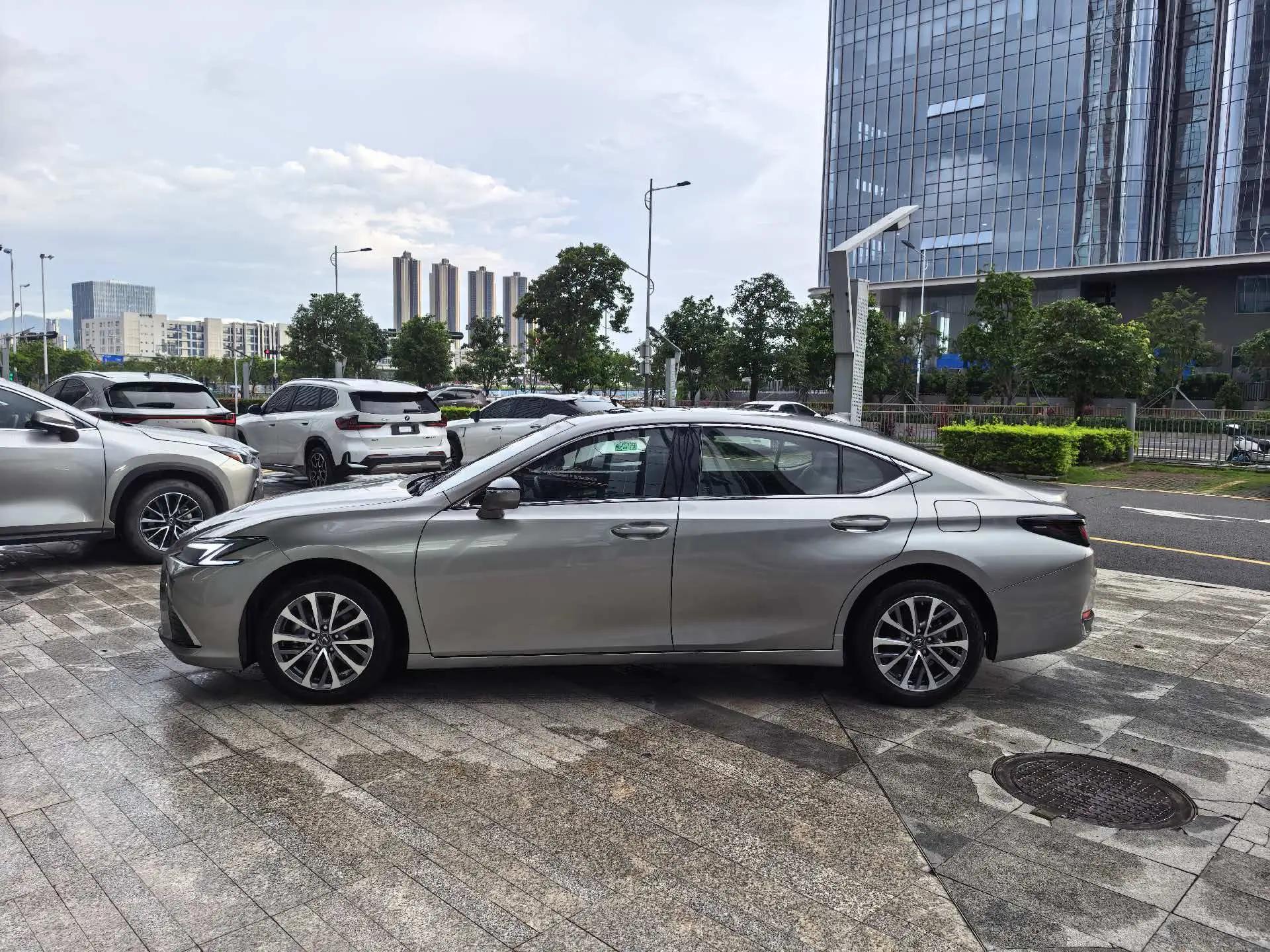 Lexus ES (Imported) 2024 ES200 2.0 Stepless Edition Automatic Gear 2