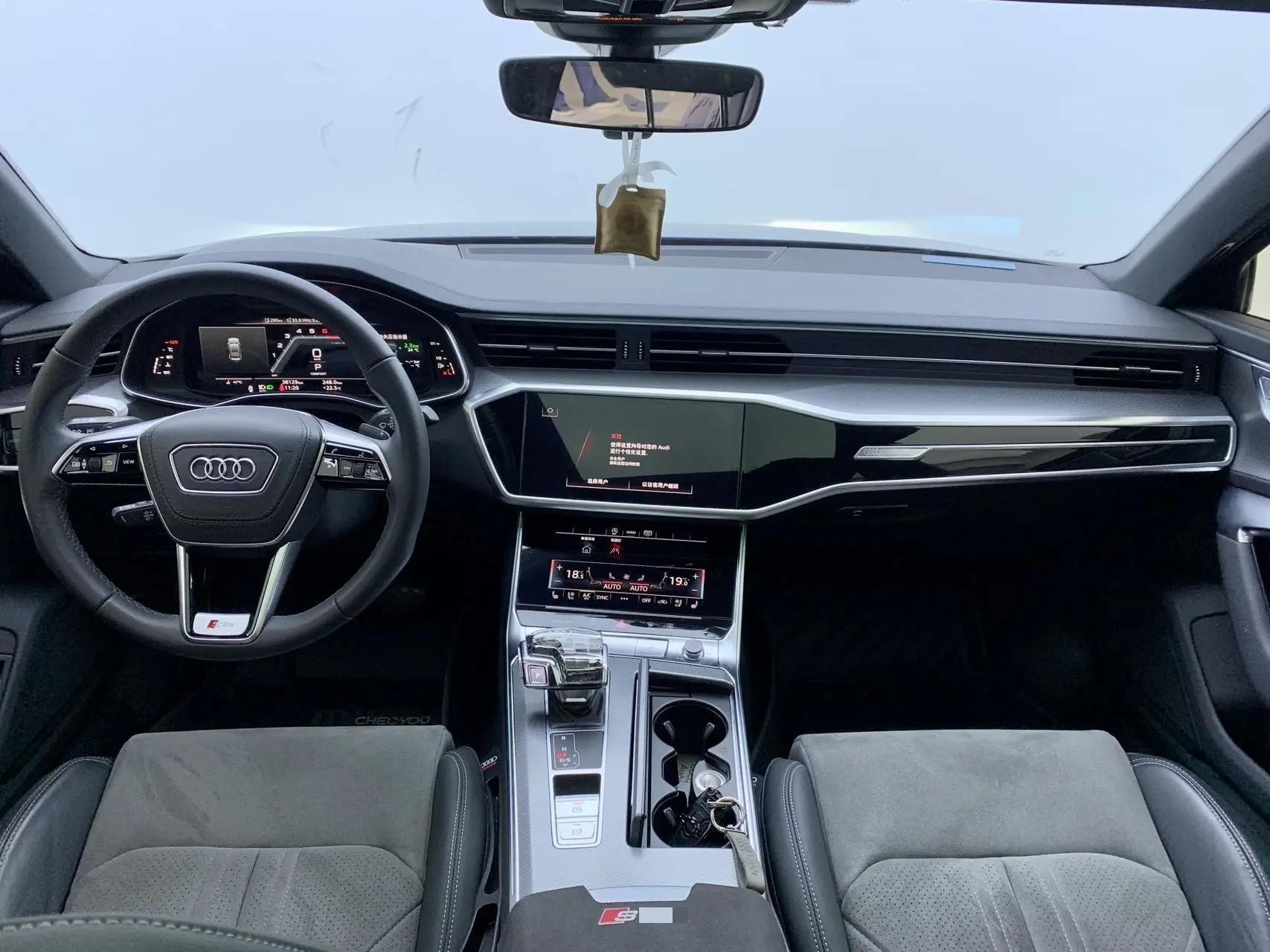 Audi 2024 A6L 2.0TFSI 40TFSI Luxury Dynamic Edition Automatic 10