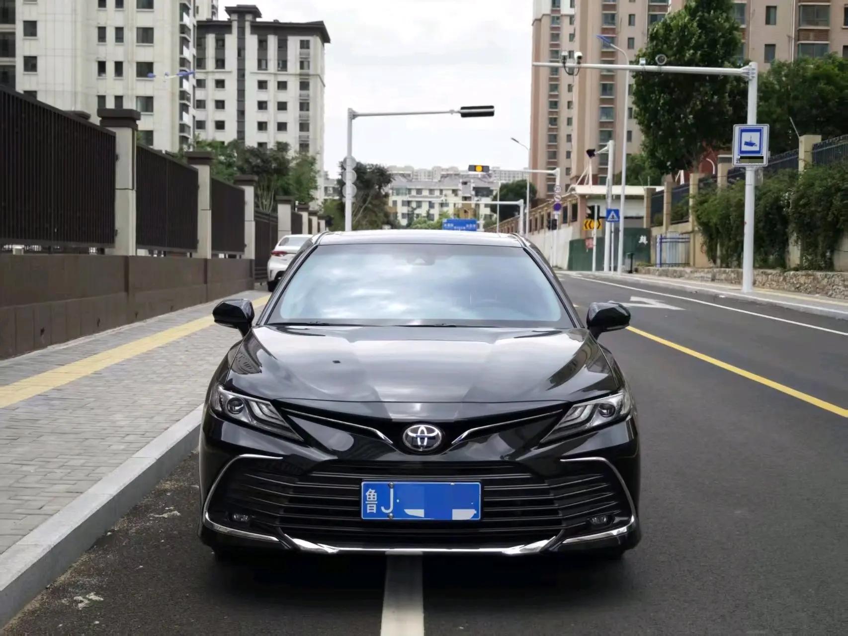 Toyota 2023 Camry 2.0G CVT Luxury Edition Automatic 2