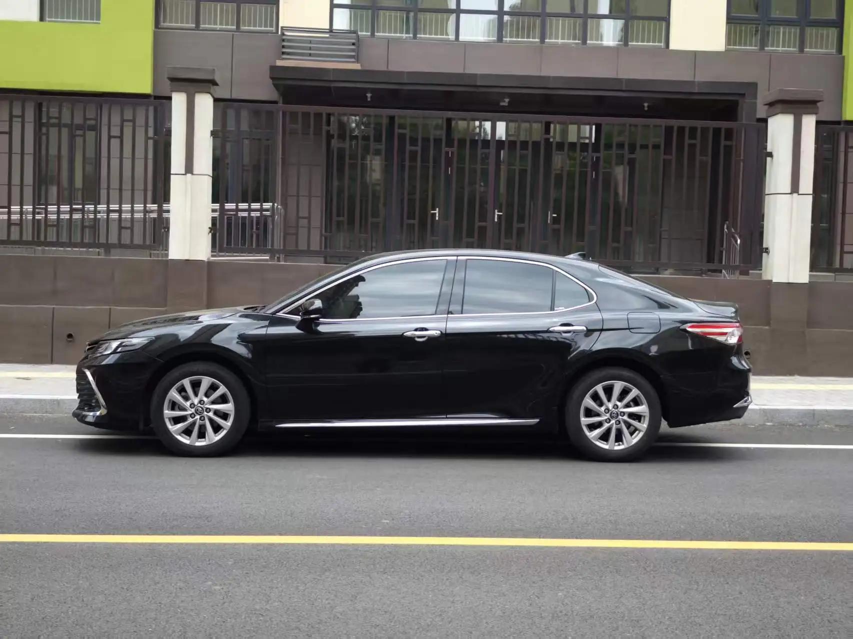 Toyota 2023 Camry 2.0G CVT Luxury Edition Automatic 3