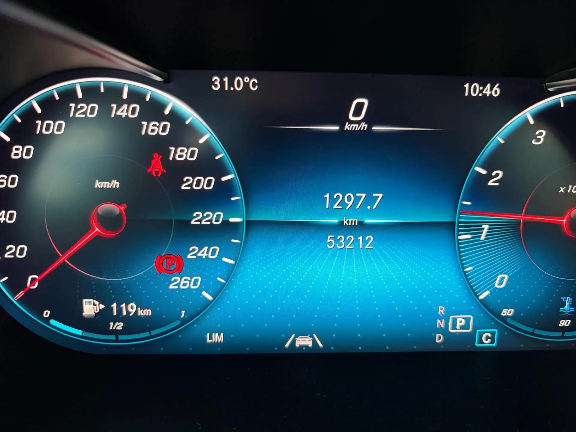Mercedes Benz GLC 2020 to GLC 300 L 4MATIC Dynamic 9