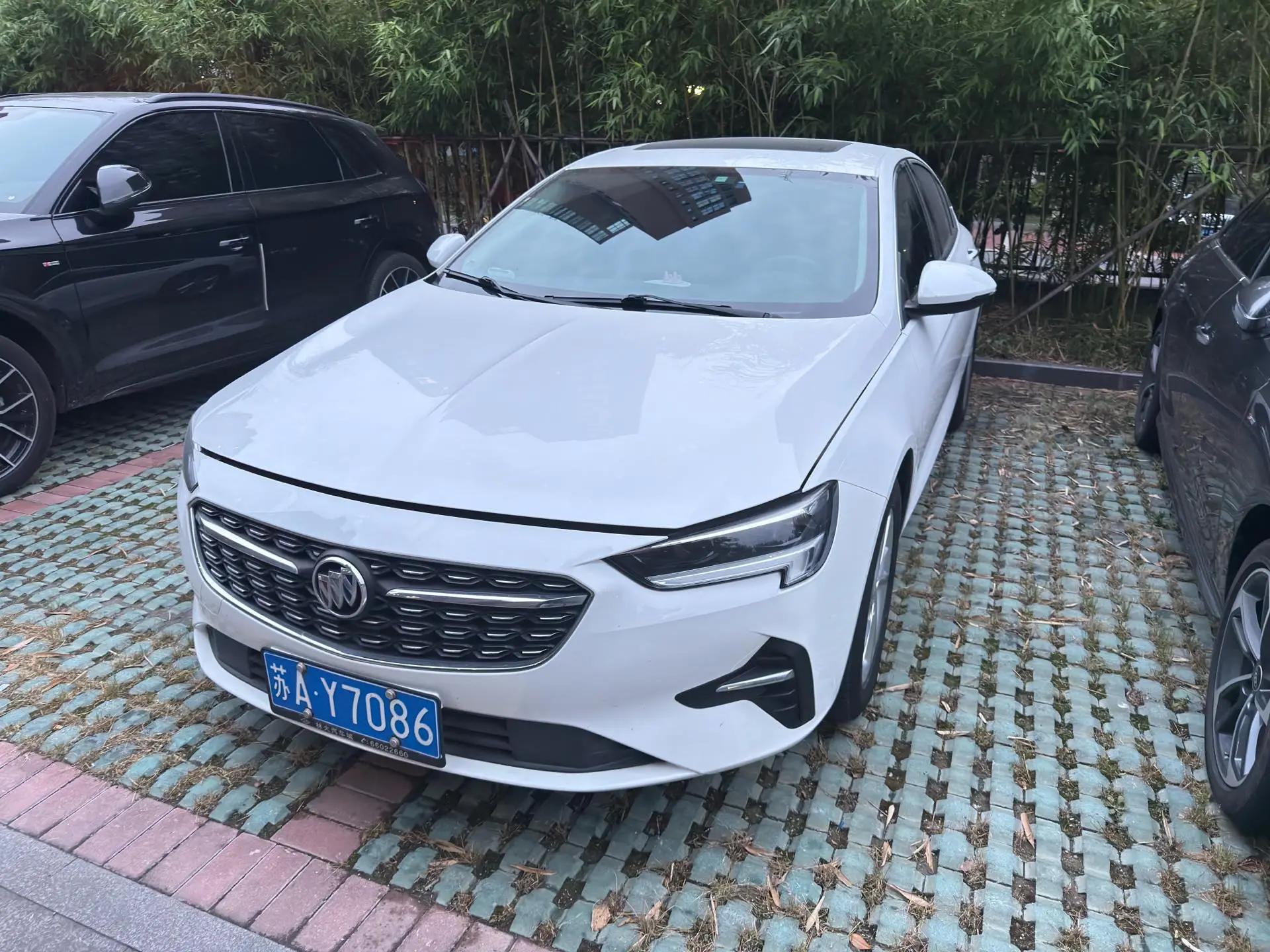 Regal 2022 552T Smart