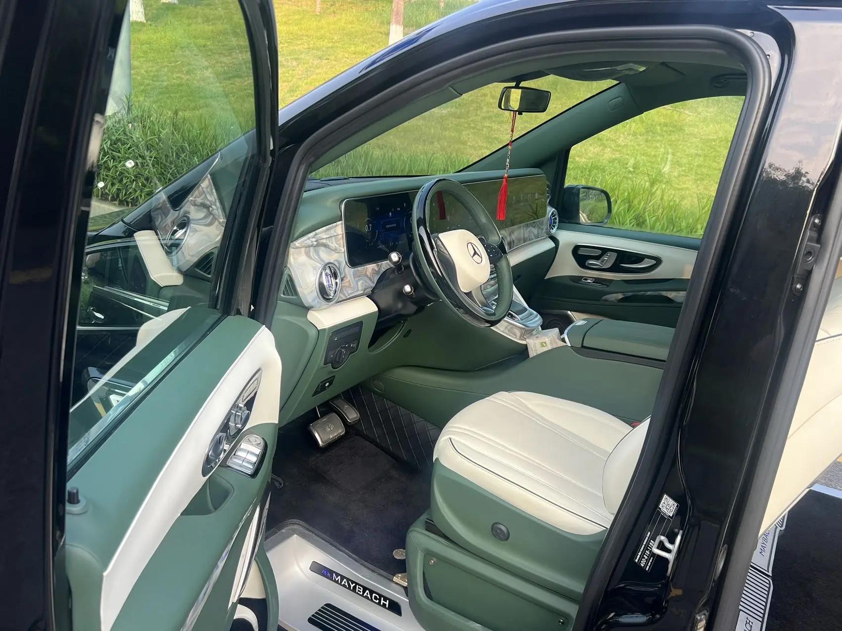 Mercedes Benz 2023 V-Class 2.0T Business Edition 7-Seater Automatic 3