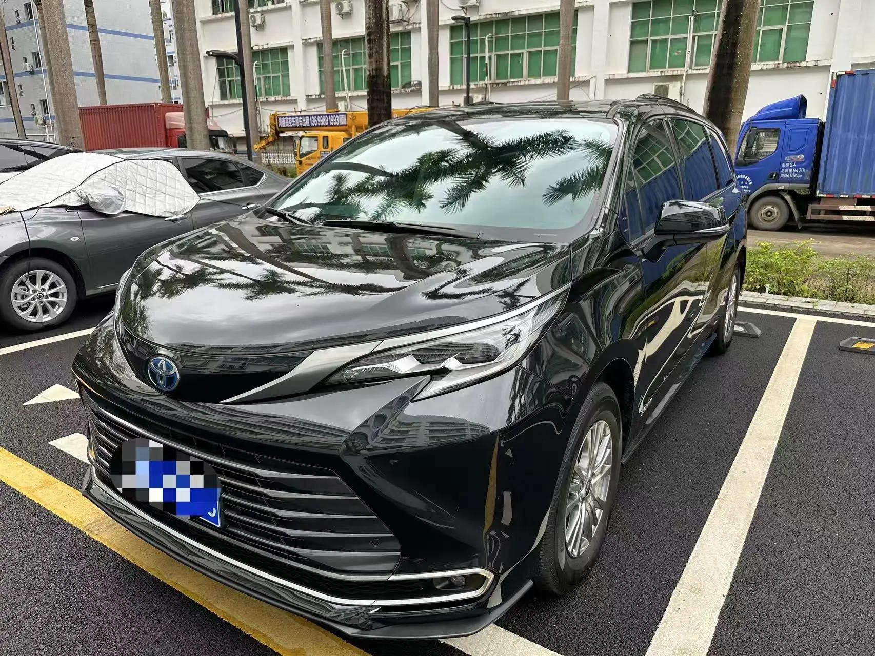 Sana SIENNA 2021 2.5L Hybrid Extreme Edition