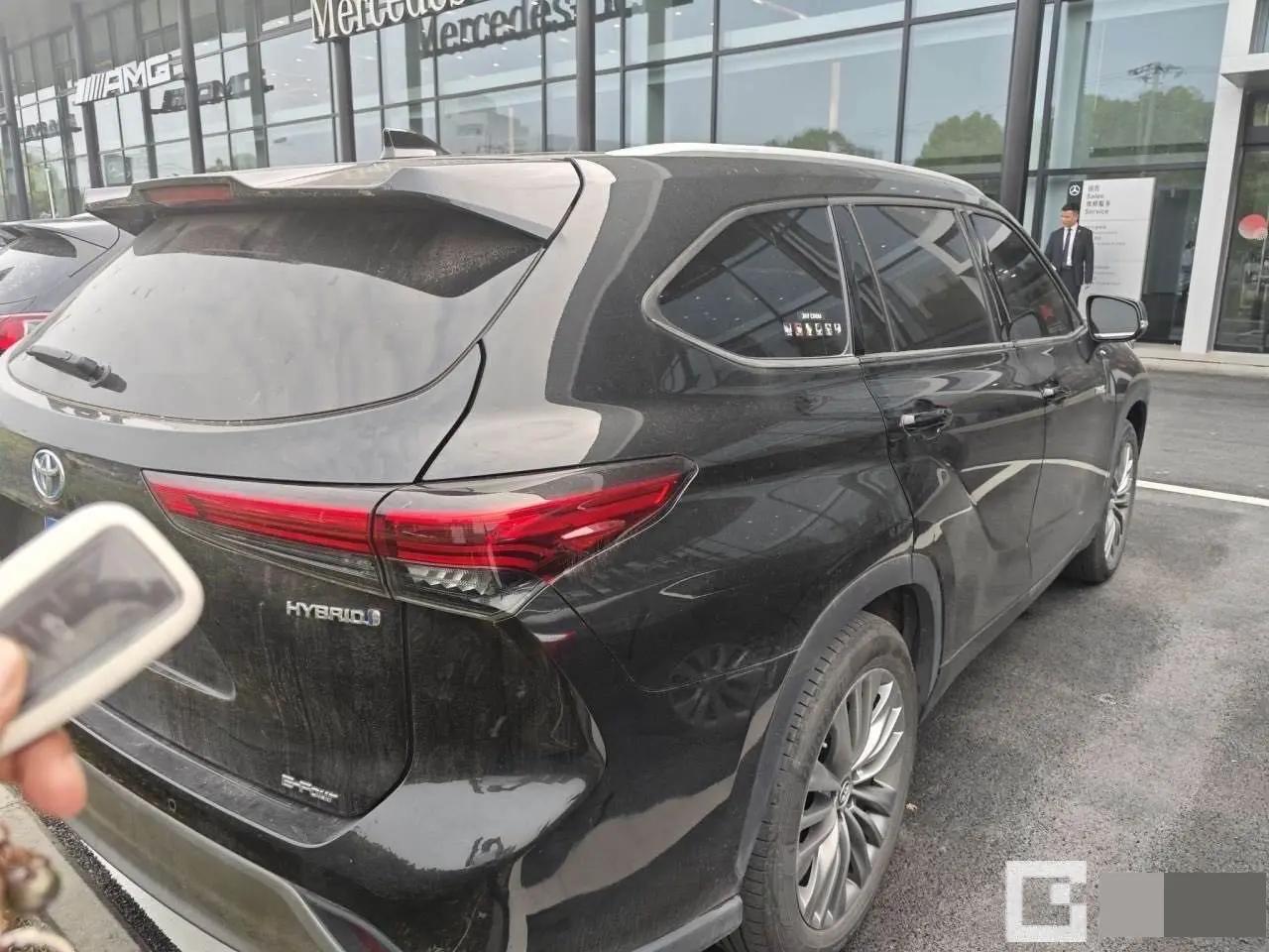 Toyota 2023 Highlander Dual Engine 2.5 Stepless Intelligent Electric Hybrid Four-wheel Drive Elite Edition 7-seat PLUS Edition Automatic Gear 2