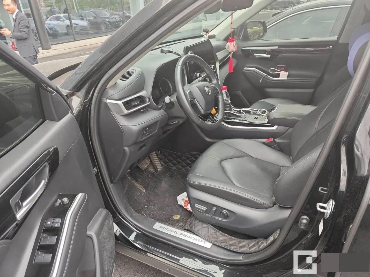 Toyota 2023 Highlander Dual Engine 2.5 Stepless Intelligent Electric Hybrid Four-wheel Drive Elite Edition 7-seat PLUS Edition Automatic Gear 3